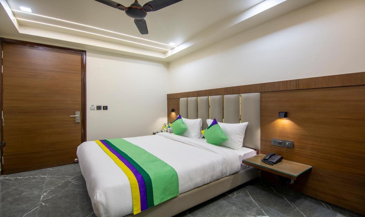 Treebo Royal Comfort New Delhi Exterior photo